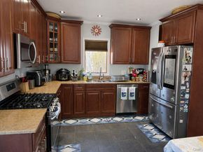7 Meyer Avenue, Lawrence NY 11559