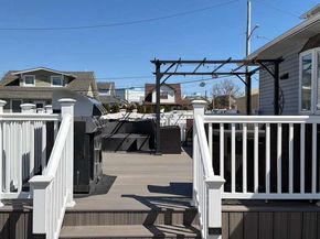 7 Meyer Avenue, Lawrence NY 11559