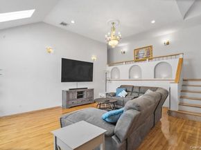 1033 Rosedale Road, North Woodmere NY 11581