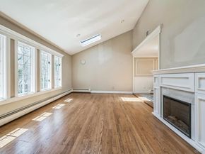 3 Glen Way, Cold Spring Harbor NY 11724
