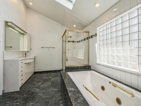 3 Glen Way, Cold Spring Harbor NY 11724