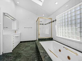 3 Glen Way, Cold Spring Harbor NY 11724