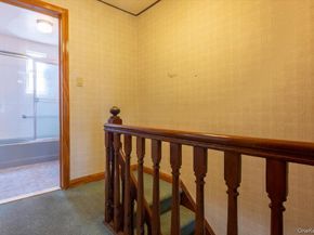 61-41 77 Place, Middle Village NY 11379