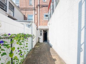 61-41 77 Place, Middle Village NY 11379