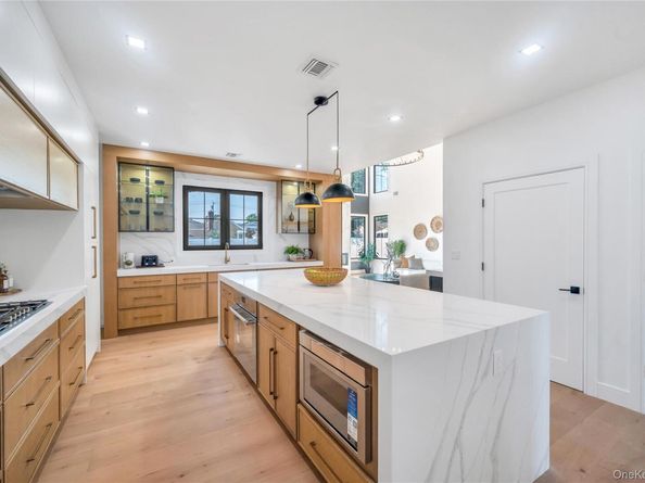 2497 Tonquin Street, East Meadow NY 11554