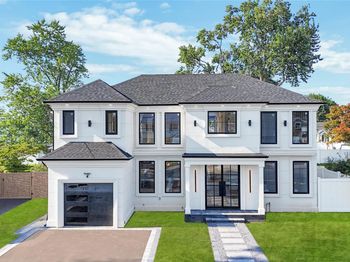 2497 Tonquin Street
