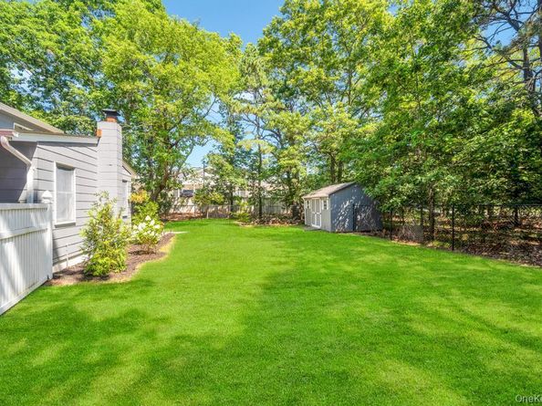 5 Panther Path, Miller Place NY 11764