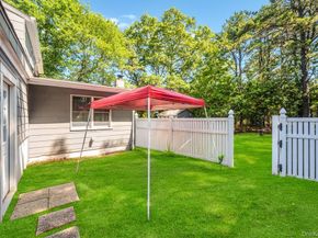 5 Panther Path, Miller Place NY 11764