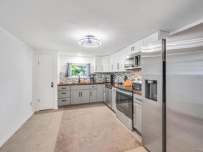 5 Panther Path, Miller Place NY 11764