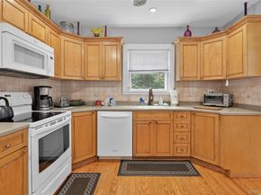 49 Country Road, Medford NY 11763