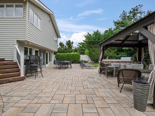 308 Sunset Boulevard, Massapequa NY 11758