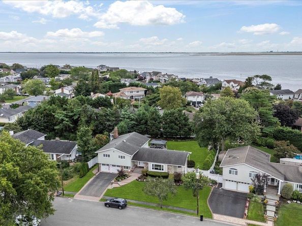 308 Sunset Boulevard, Massapequa NY 11758