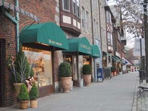 240 Garth Road 6F2, Scarsdale NY 10583