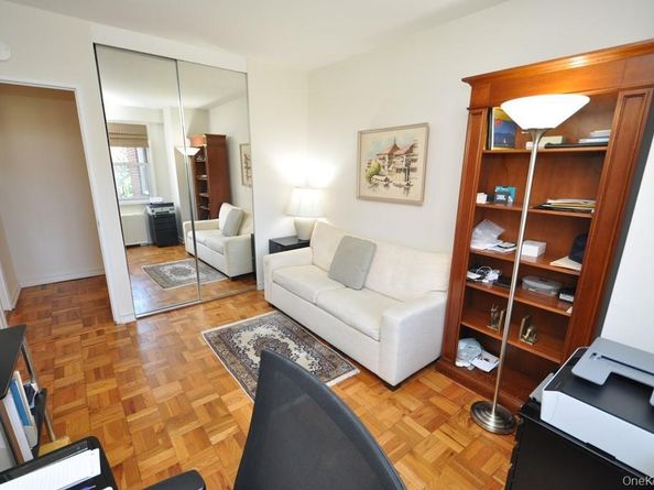 240 Garth Road 6F2, Scarsdale NY 10583