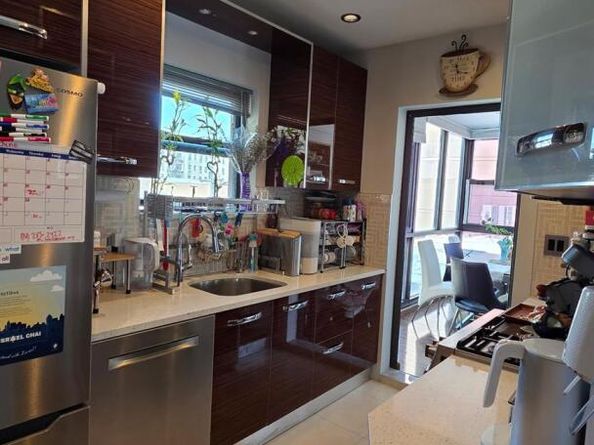 134 West End Avenue 4A, Brooklyn NY 11235