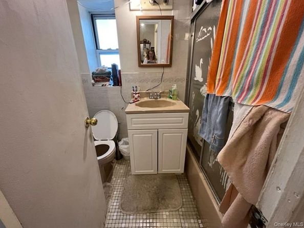 1046 E 32nd Street, Brooklyn NY 11210