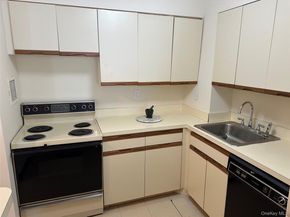 360 Shore Road 6N, Long Beach NY 11561