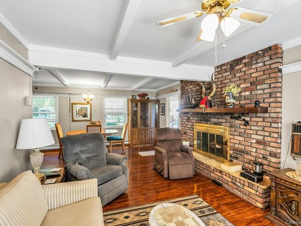 2 Chase Lane, Levittown NY 11756