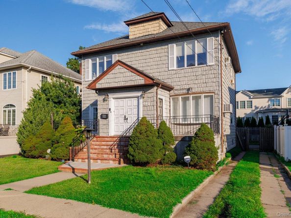 888 Cambridge Road, Woodmere NY 11598