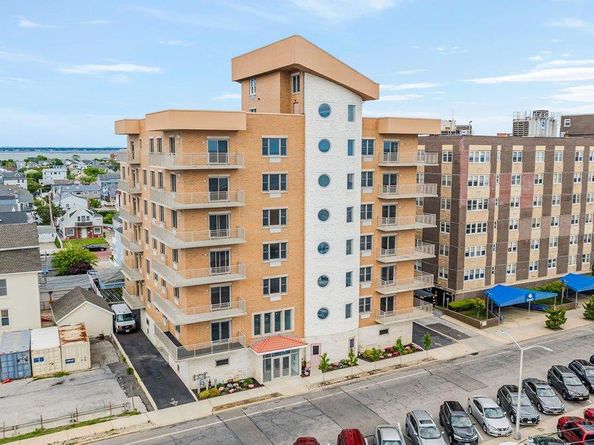 661 W Broadway 403, Long Beach NY 11561