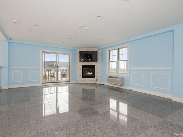 661 W Broadway 403, Long Beach NY 11561