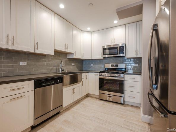 661 W Broadway 403, Long Beach NY 11561