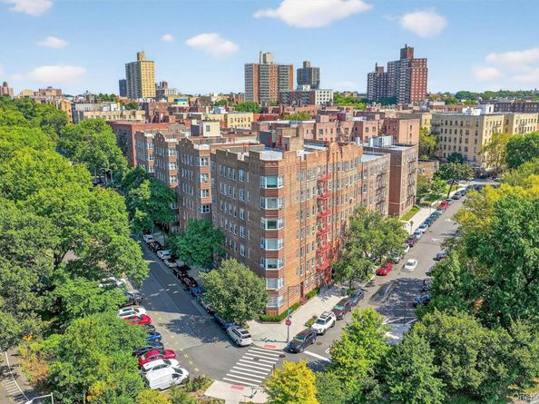 601 Pelham Parkway N 106, Bronx NY 10467