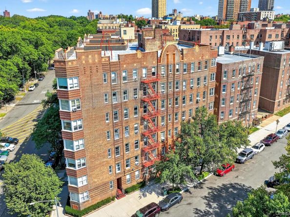 601 Pelham Parkway N 106, Bronx NY 10467