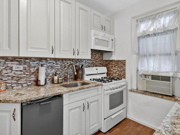 601 Pelham Parkway N 106, Bronx NY 10467