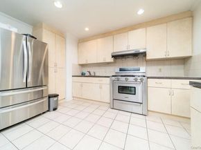 166-61 17th Road, Whitestone NY 11357