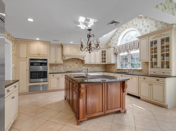 111 Palmyra Avenue, Woodmere NY 11598