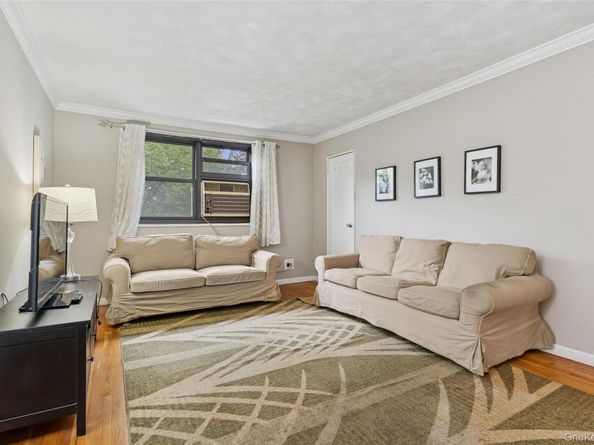 16-10 160th Street 686, Whitestone NY 11357