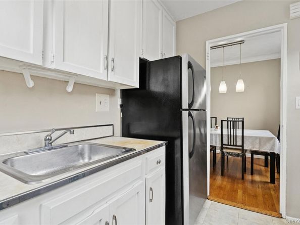 16-10 160th Street 686, Whitestone NY 11357