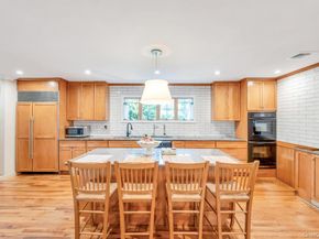 386 Mill Road, Westhampton NY 11977