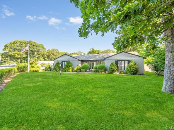 386 Mill Road, Westhampton NY 11977