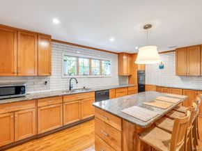 386 Mill Road, Westhampton NY 11977