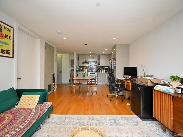 6334 Fresh Pond Road 4G, Ridgewood NY 11385