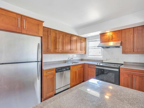 821 Sterling Street, Bellmore NY 11710
