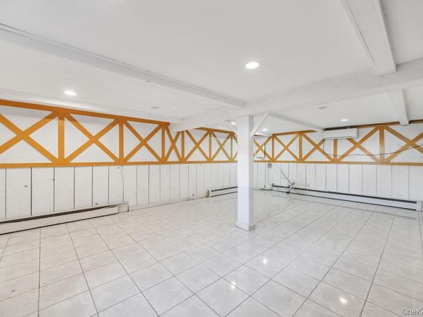 821 Sterling Street, Bellmore NY 11710