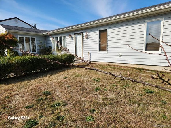 53 Drake Avenue, Bellport NY 11713
