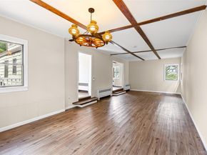 196 S Broome Avenue, Lindenhurst NY 11757