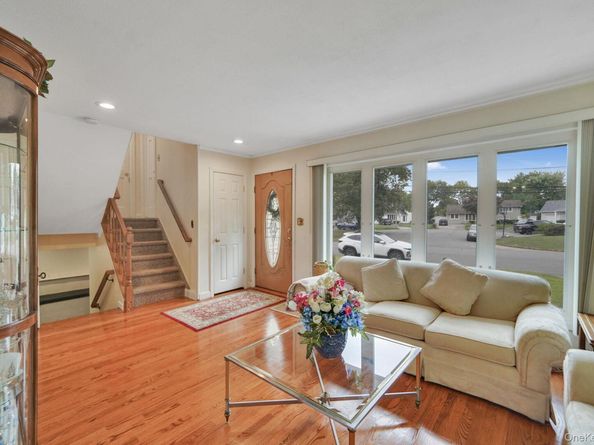 41 Wiltshire Drive, Commack NY 11725