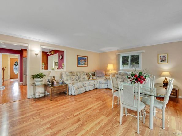 41 Wiltshire Drive, Commack NY 11725