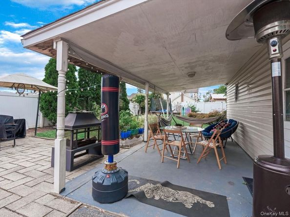 2782 Central Avenue, Baldwin NY 11510