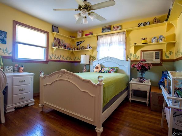 3558 Roanoke Street, Seaford NY 11783