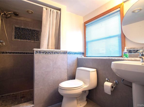 3558 Roanoke Street, Seaford NY 11783