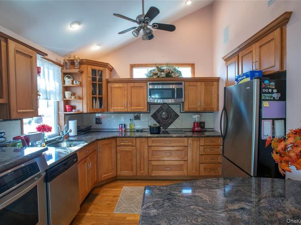 3558 Roanoke Street, Seaford NY 11783