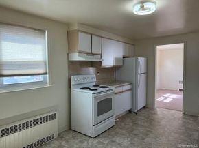 652 Empire Avenue, West Babylon NY 11704