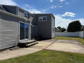 652 Empire Avenue, West Babylon NY 11704