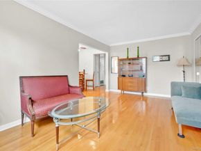 70-47A Park Drive E A, Flushing NY 11367